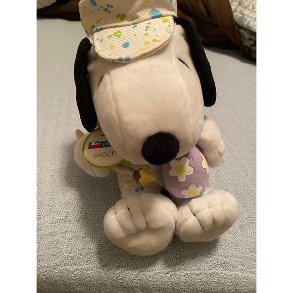 Hallmark Holiday Nwt Hallmark Snoopy Easter Plush Paint Easter Egg Early 200s Vintage Poshmark